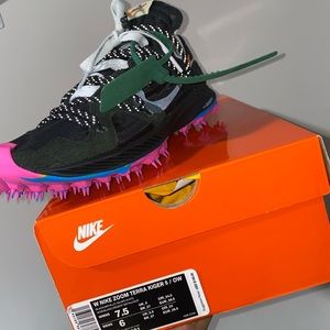 Women’s OFF-WHITE Nike Zoom Terra Kiger SIZE W 7.5
